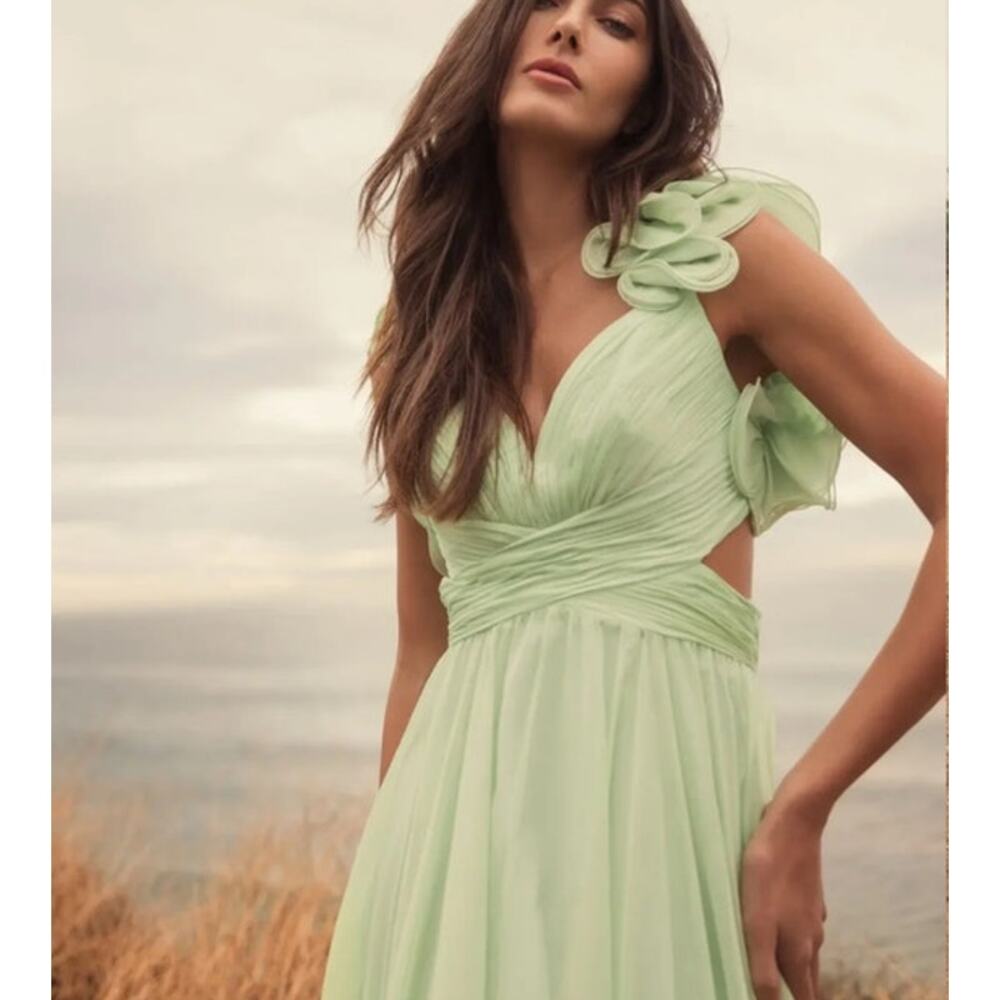Mac Duggal NEW Size 10 67911 Mint Iconic Ruffle Tiered Cut-Out Chiffon Maxi Gown - Picture 5 of 12